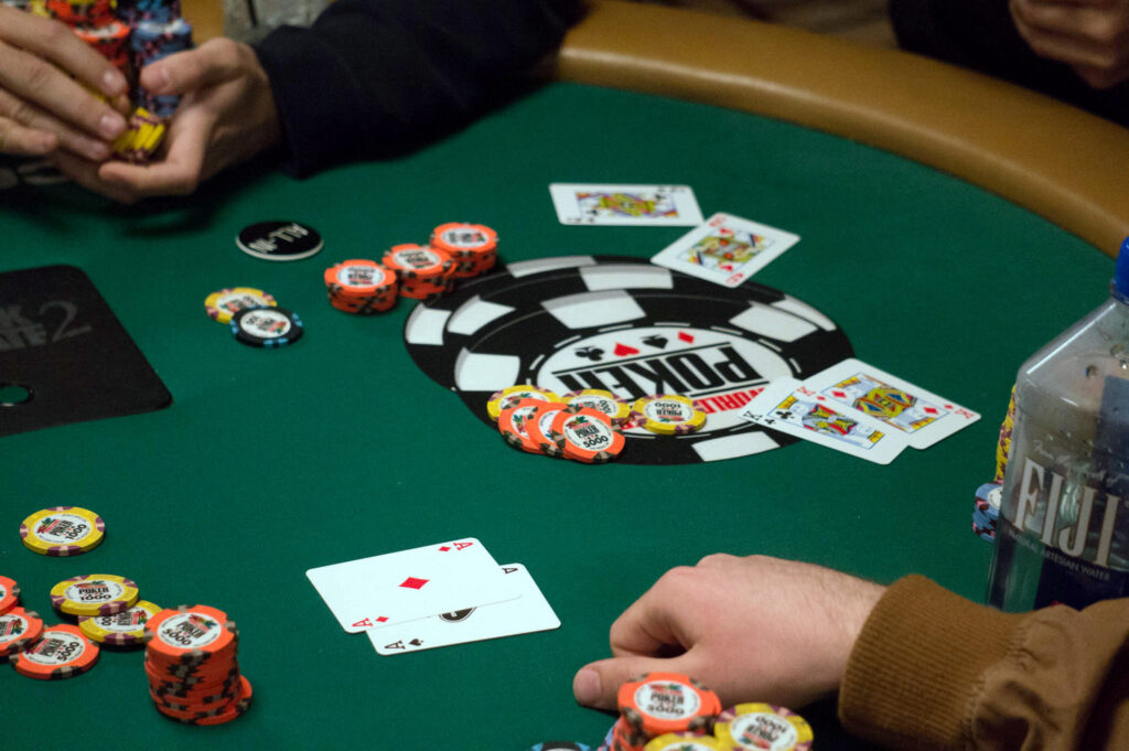 Short Handed Texas Holdem – 3 Short Handed Post Flop Tips